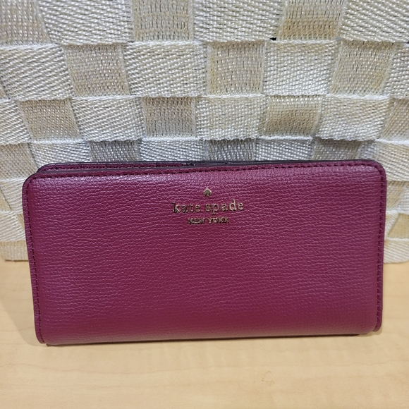 Kate Spade Slim Bifold Wallet Leather, 6.5” Wide, 3.5” Height, Leather like new - Picture 1 of 6